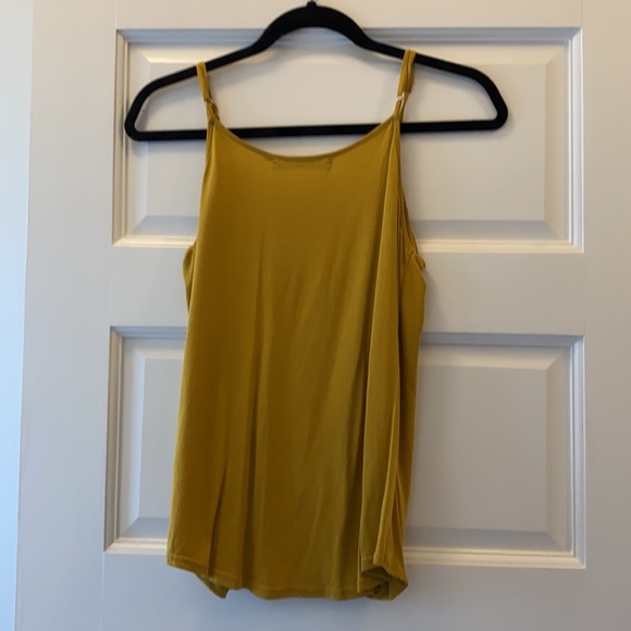 Mustard keyhole top - Picture 3 of 4